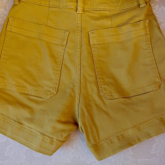 Everlane Women's High Waist Shorts - Pistachio - Picture 4 of 4